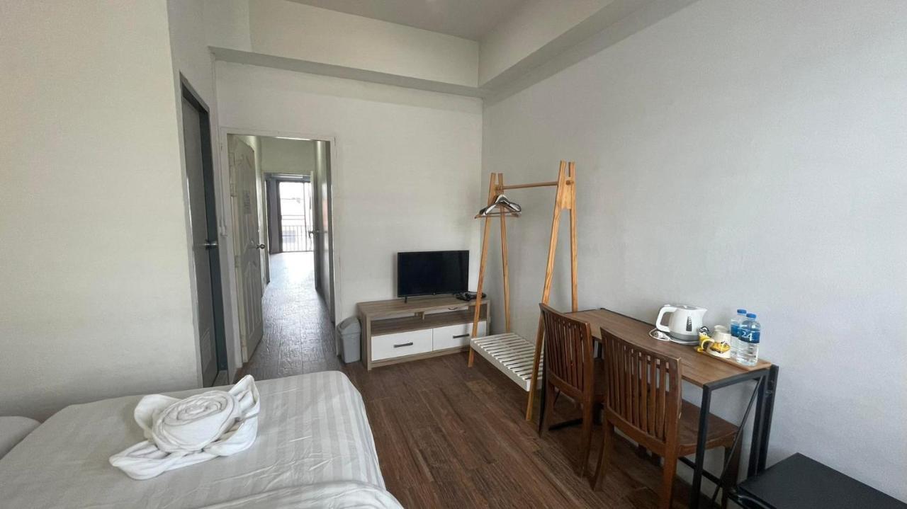 Bake Room Hostel Τσιάνγκ Μάι Εξωτερικό φωτογραφία