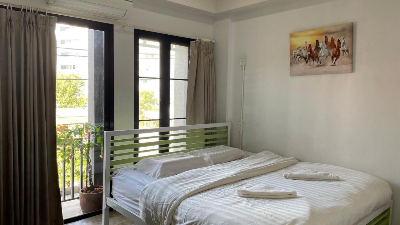 Bake Room Hostel Τσιάνγκ Μάι Εξωτερικό φωτογραφία