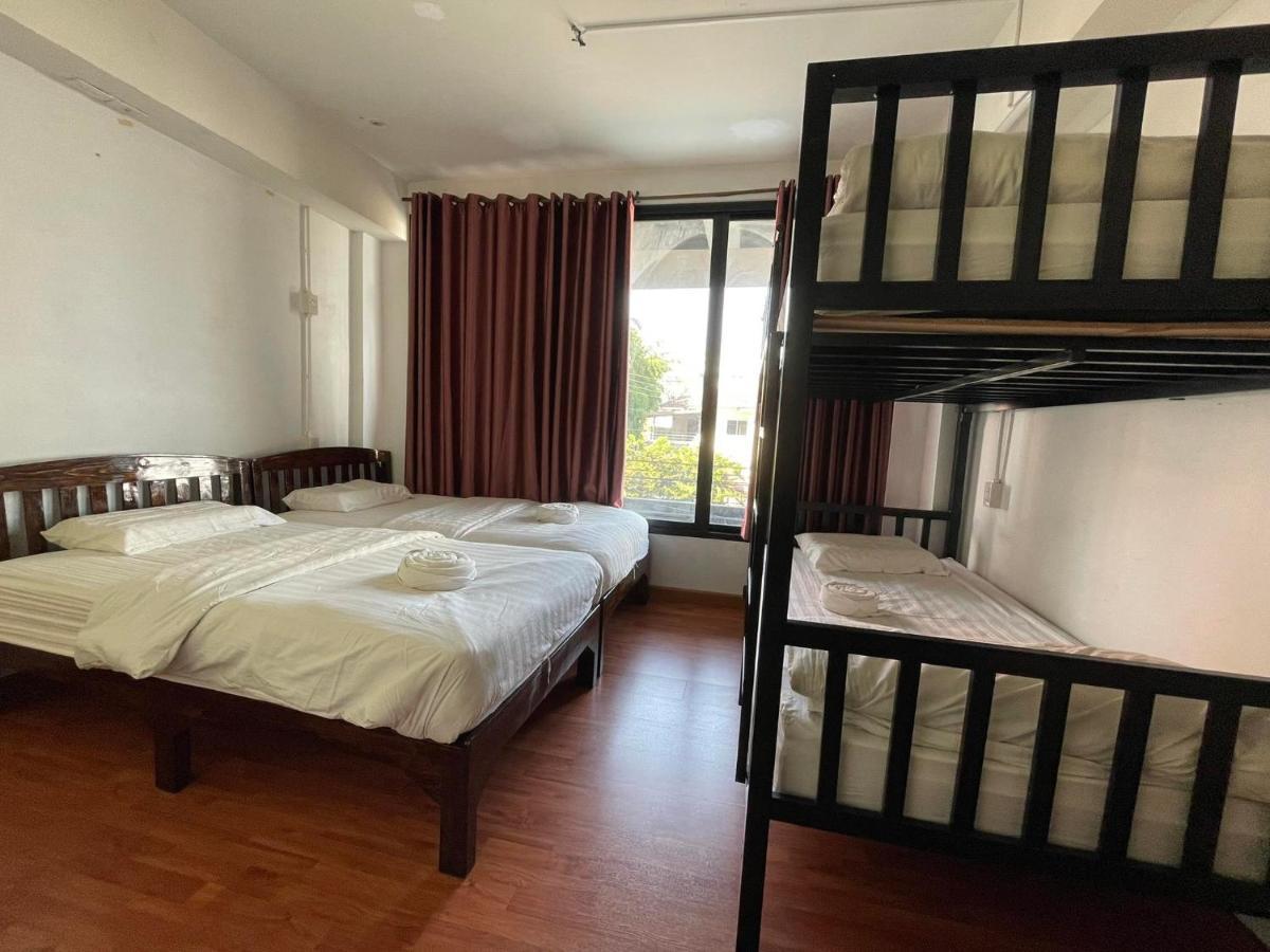 Bake Room Hostel Τσιάνγκ Μάι Εξωτερικό φωτογραφία